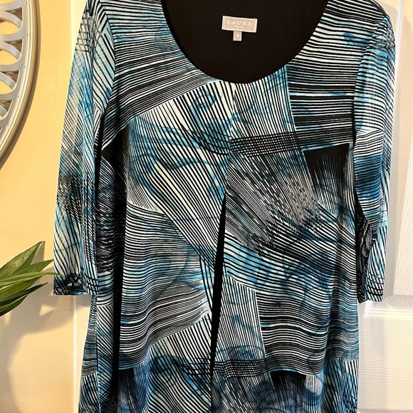 Laura (plus), XL blue tunic top, 2 layered - Picture 1 of 6